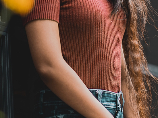 Regular Fit V-neck woman